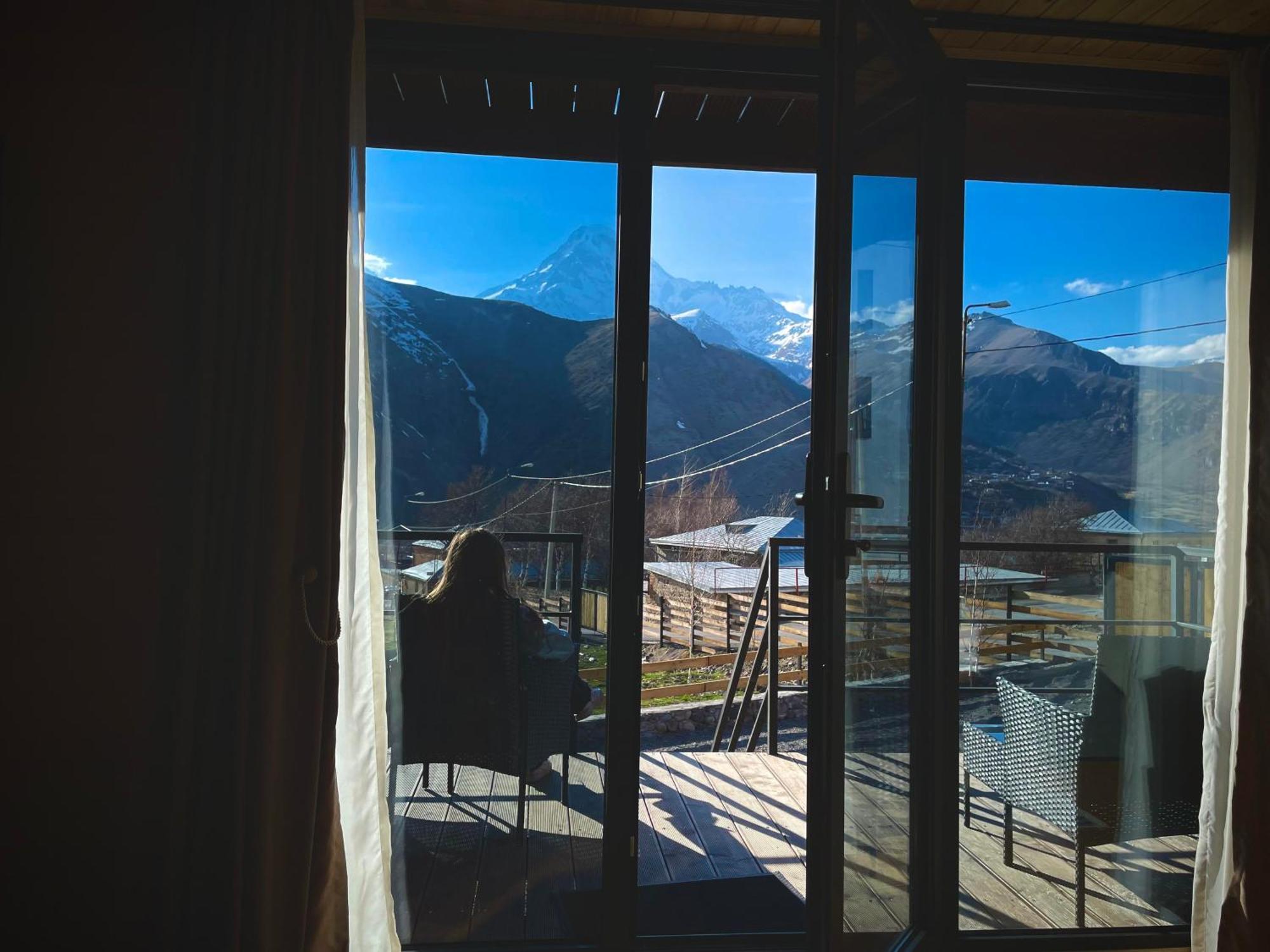 Sunset Cottage Kazbegi Екстериор снимка