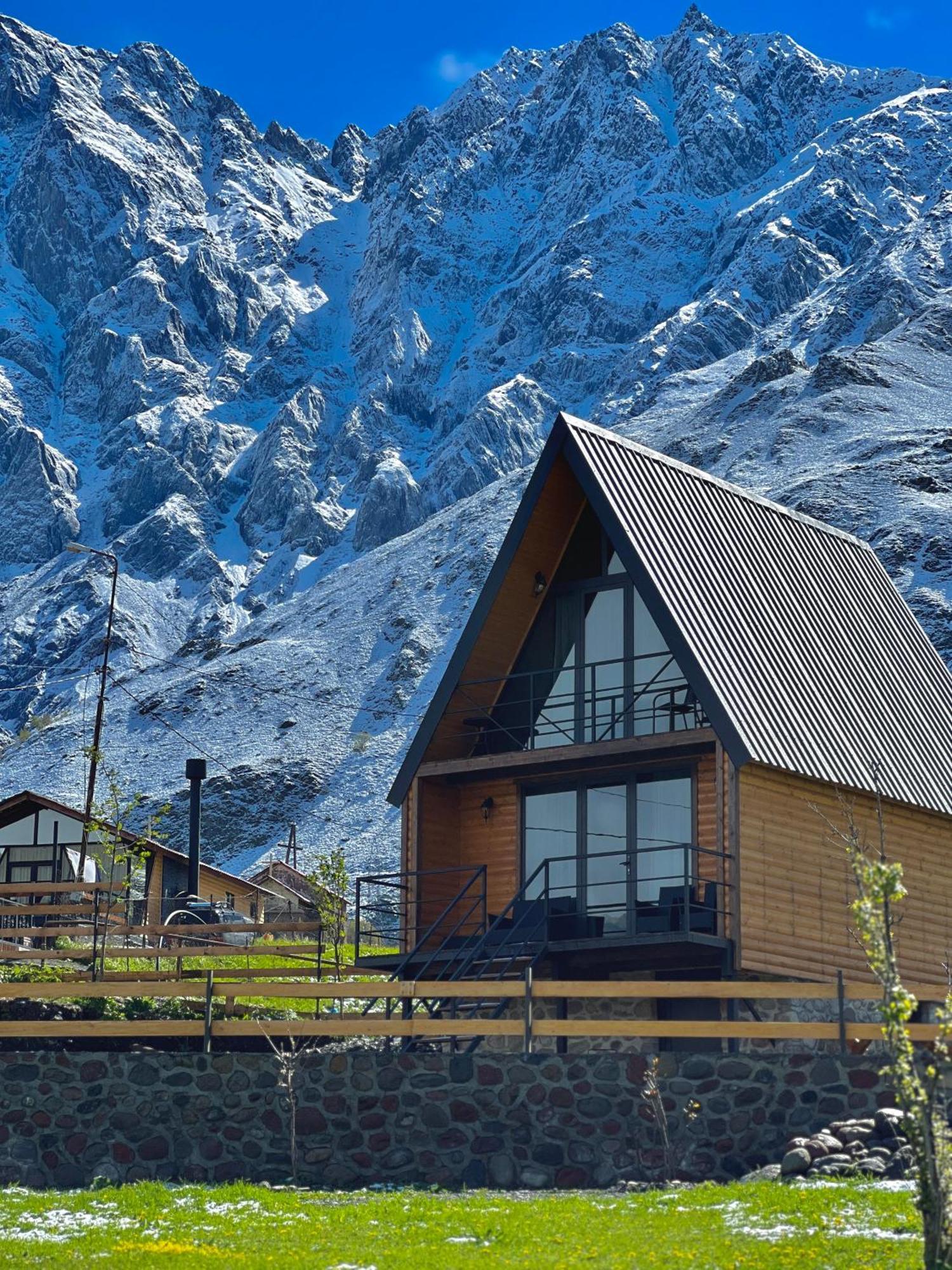 Sunset Cottage Kazbegi Екстериор снимка