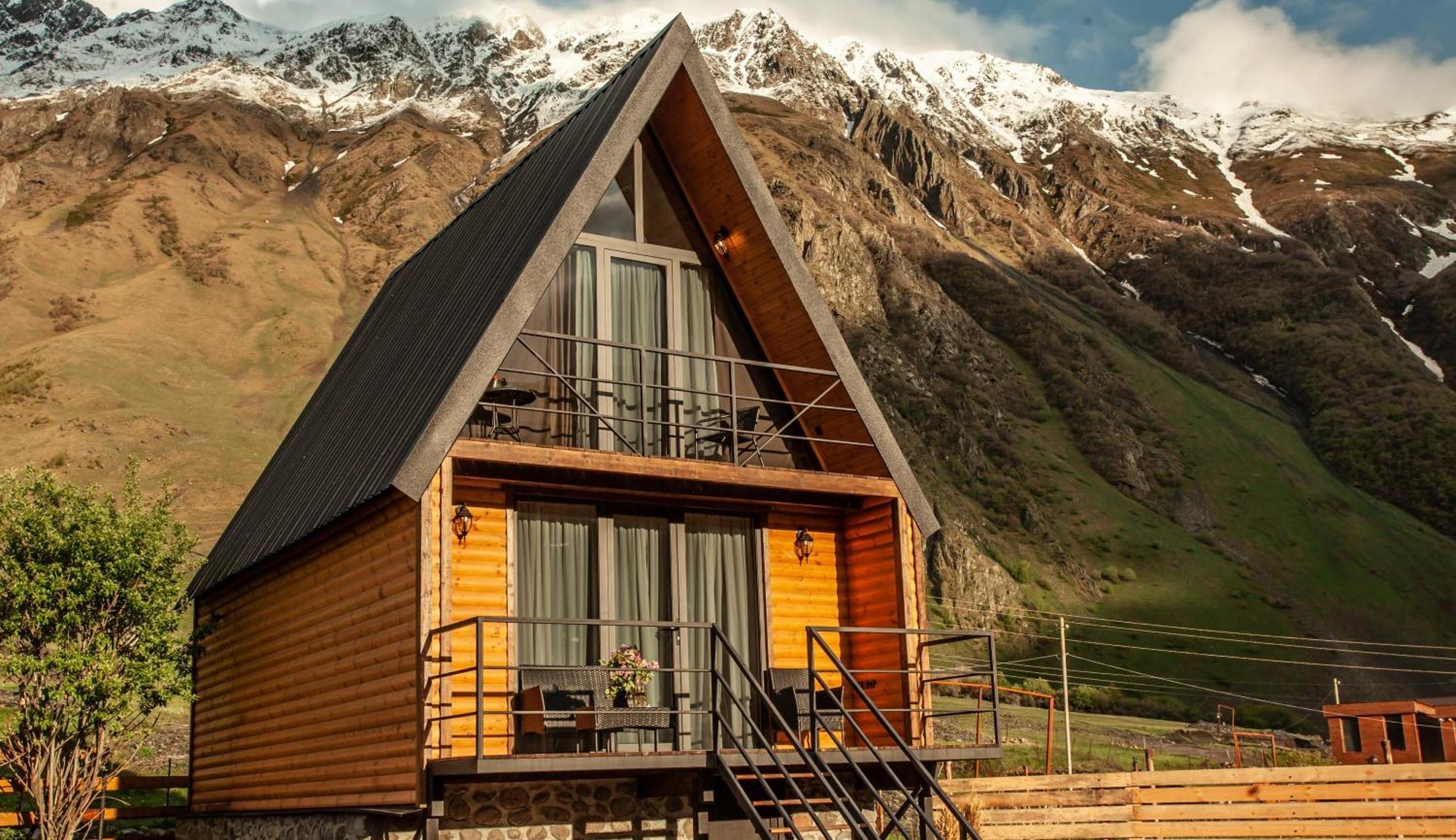 Sunset Cottage Kazbegi Екстериор снимка
